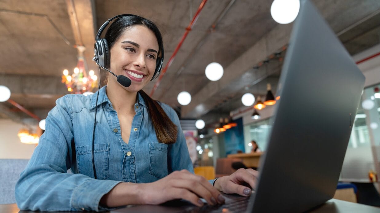 Virtual assistant on a meeting